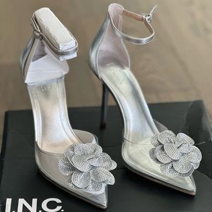 I.N.C. International Concepts Sheona Flower High Heel Pumps NEW